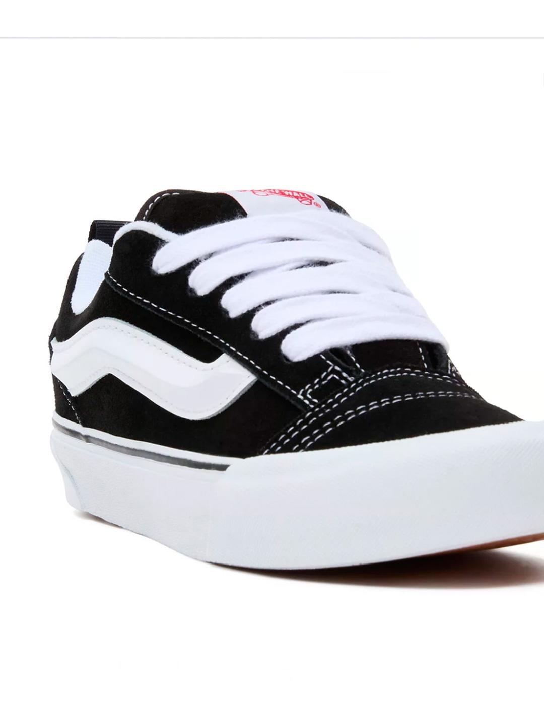 Zapatilla Vans 'Knu Skool' Negro Blanco