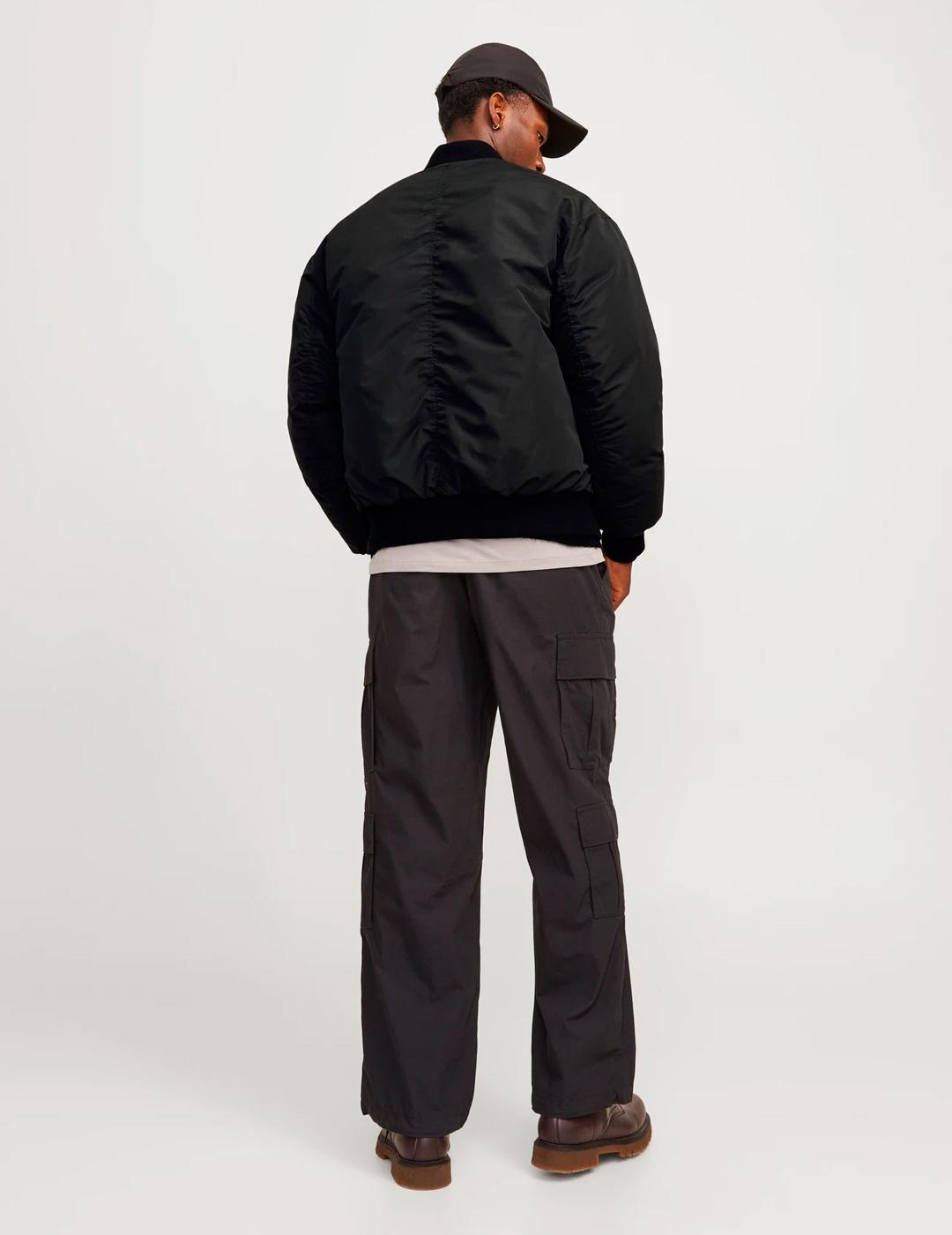 Chaqueta Jack & Jones KINETIC negro estilo bomber