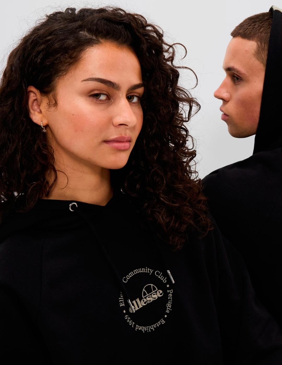 Sudadera Ellesse BARCELONA negra con capucha