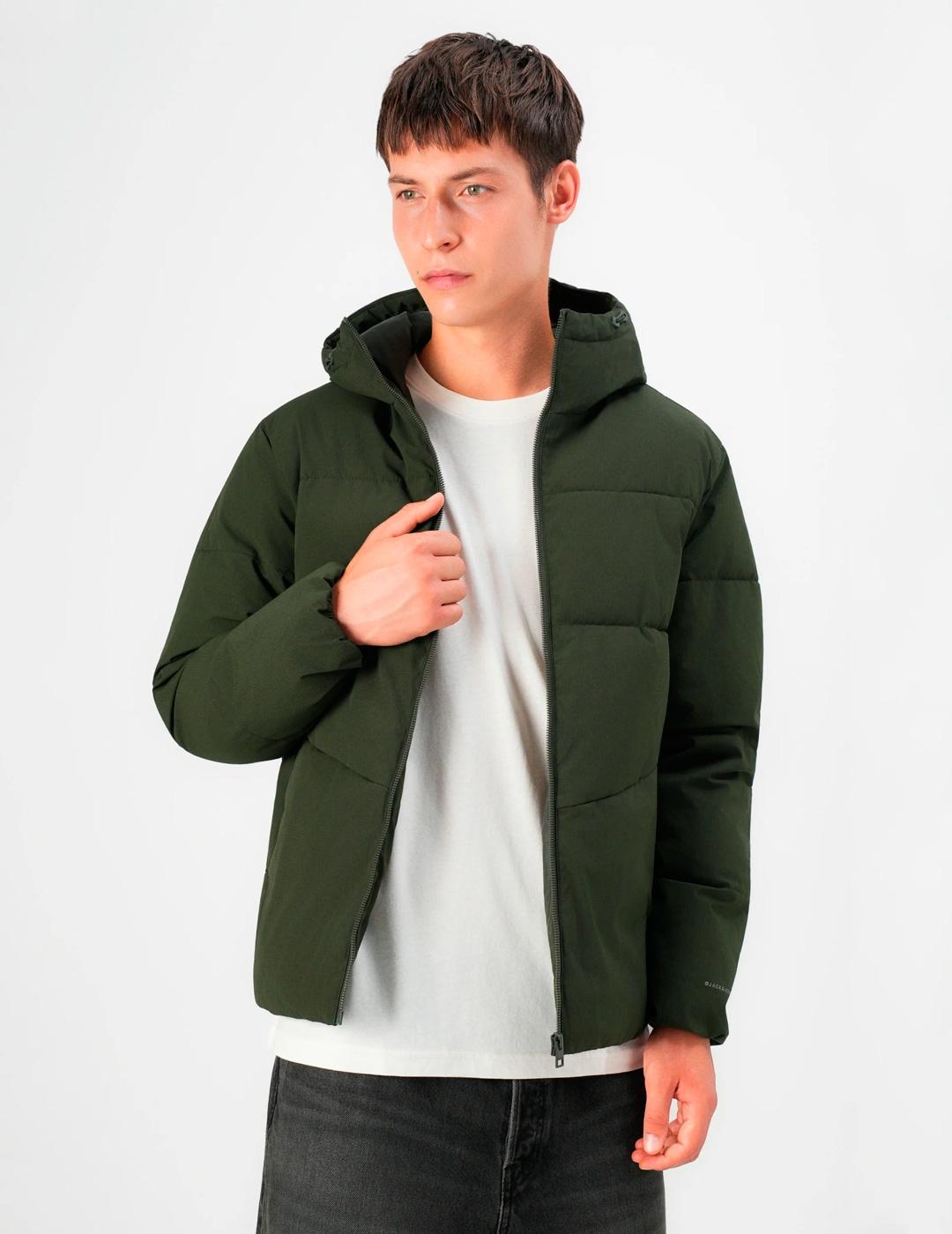 Chaqueta Jack & Jones GLOBAL PUFFER verde con capucha para h